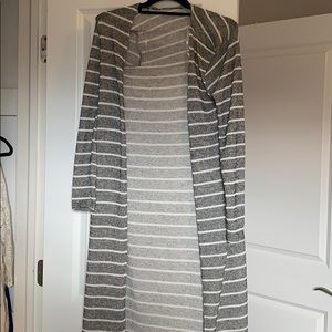 Long stripped cardigan